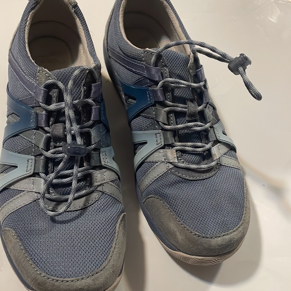 Dansko Shoes Size 39 - Picture 5 of 8